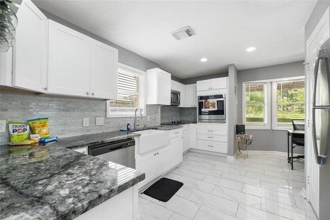 Building Photo - 11714 Fallwood Dr