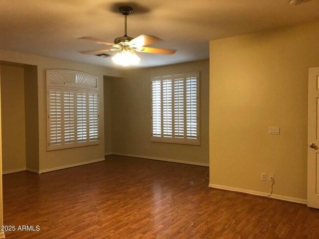 Building Photo - 16804 W Northampton Rd