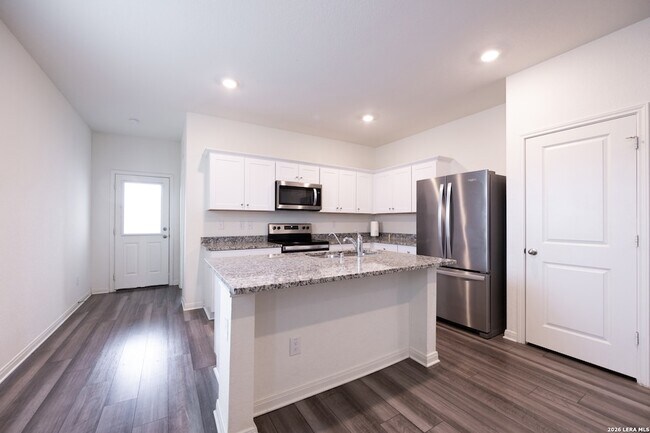 Building Photo - 14423 Bonito Loop
