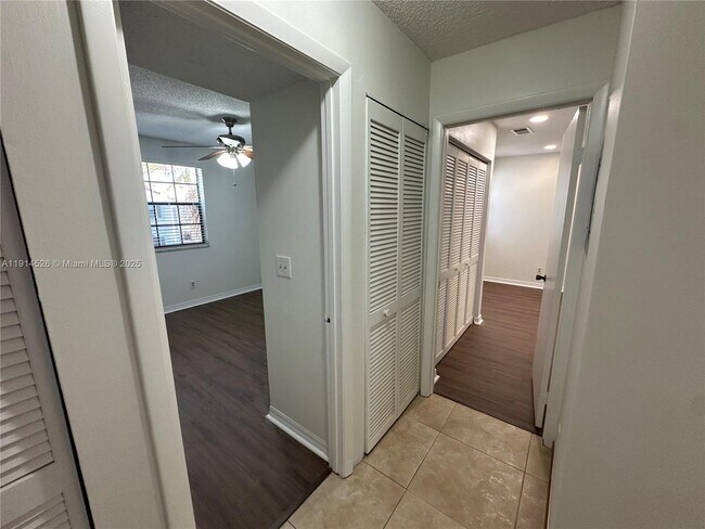 Building Photo - 501 SW 158th Terrace