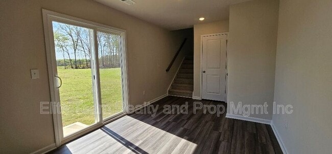 Building Photo - 1615 Cannonball Ln