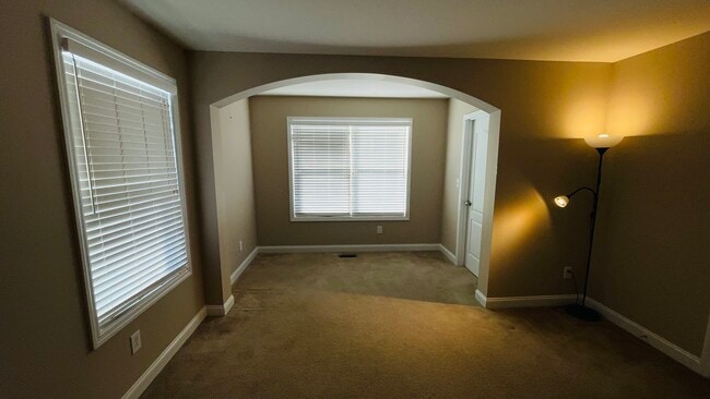 Building Photo - 16300 Brookfield View Ct