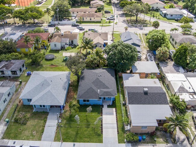 Building Photo - 1468 NW 51st St