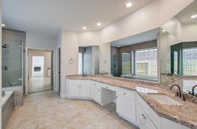 Building Photo - 1311 Hopkins Park Dr