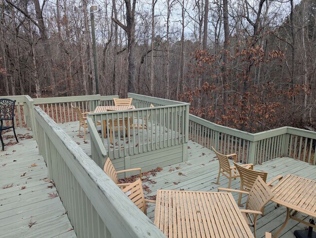 Building Photo - 1019 Riser Rd