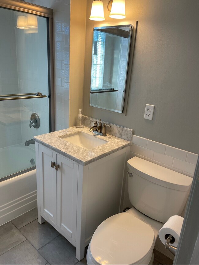 Bathroom - 1324 S 76th St