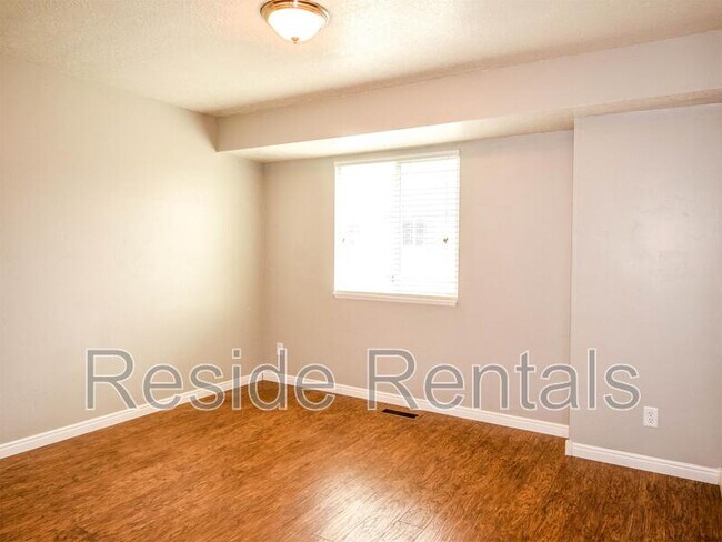 Building Photo - 538 W 1595 N