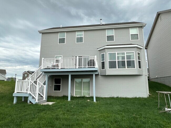 Building Photo - 126 Prairie Vista Ct