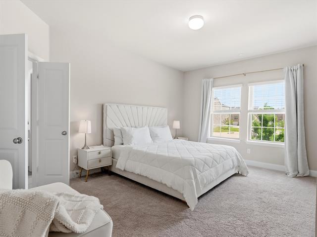 Building Photo - 217 Suma Dr