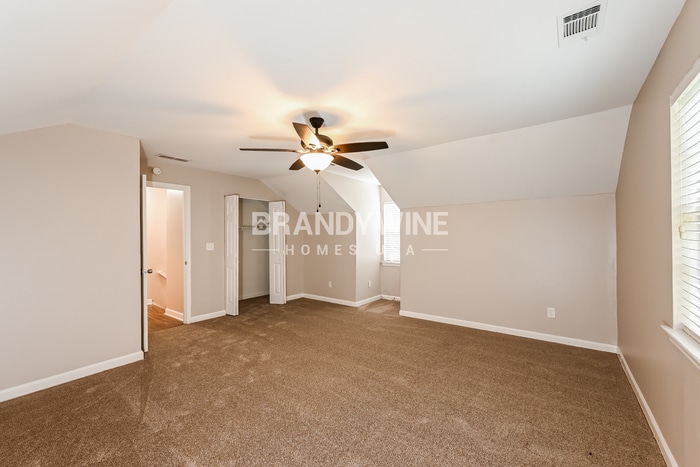 Building Photo - 883 Timbervale Ln