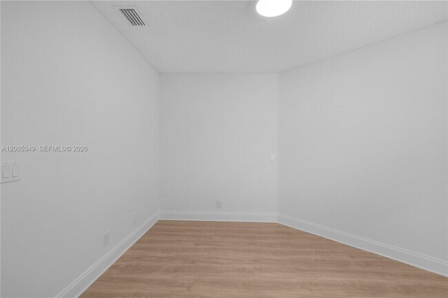 Building Photo - 1525 Seabay Rd