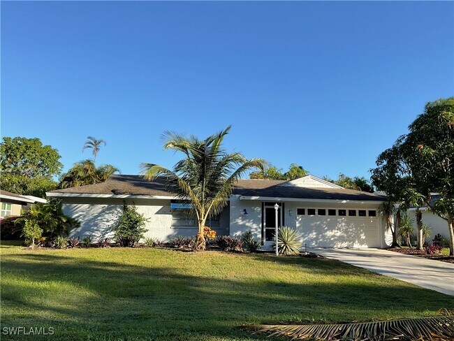 Building Photo - 4587 Flamingo Dr