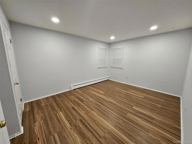 Building Photo - 1444 Park Ave