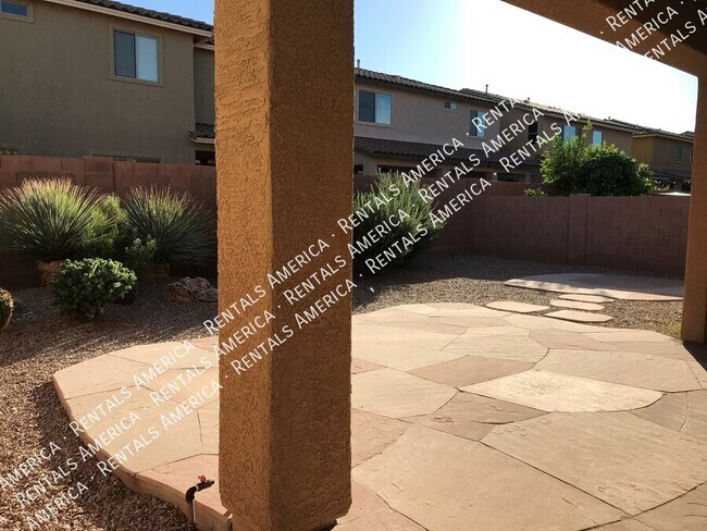 Building Photo - 1691 W Gleaming Moon Ln