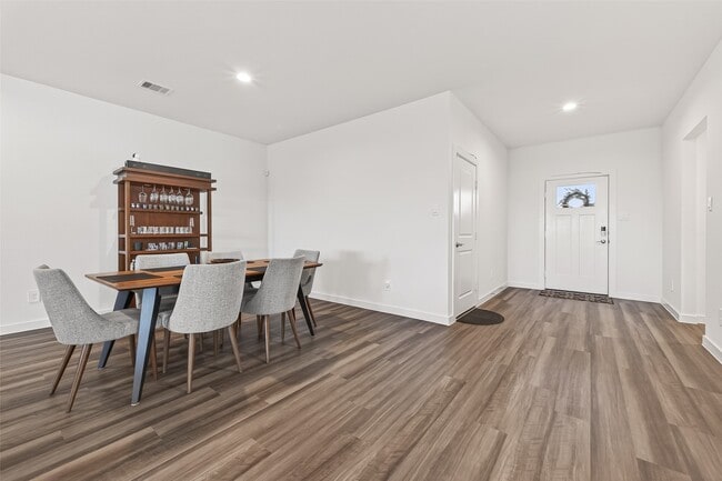 Building Photo - 31319 Kenswick Grove Ln