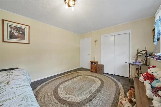 Building Photo - 21 Winchester Dr