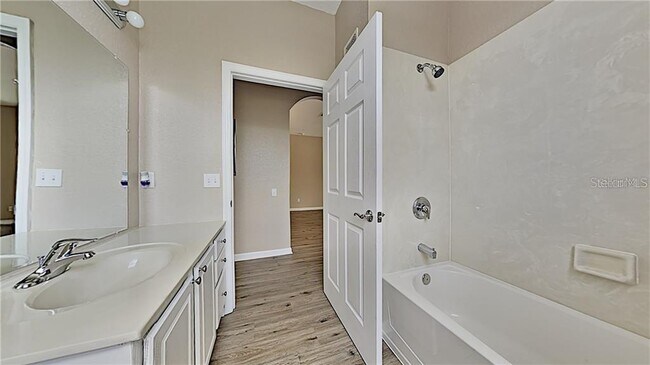 Building Photo - 2484 San Tecla St