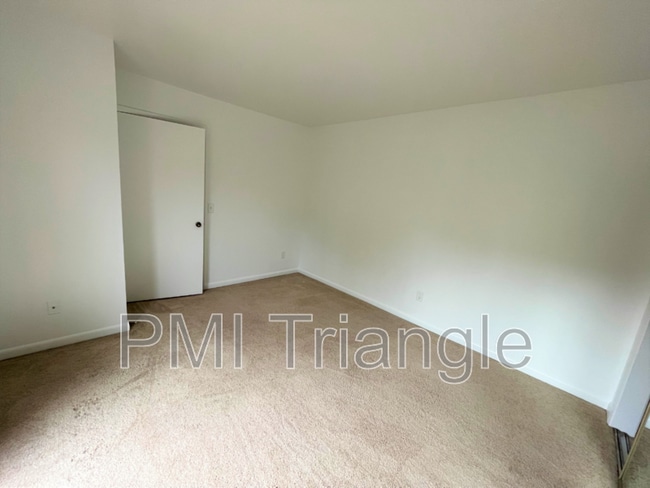 Building Photo - 101 Finley Forest Dr