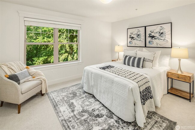 Building Photo - Quiet Magnolia condo within walking distan...