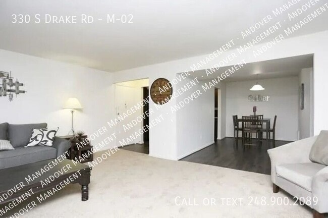 Building Photo - 330 S Drake Rd
