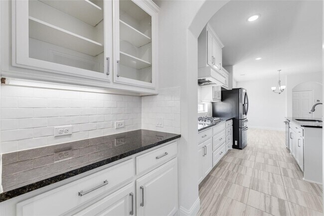 Building Photo - 12443 Dove Chase Ln