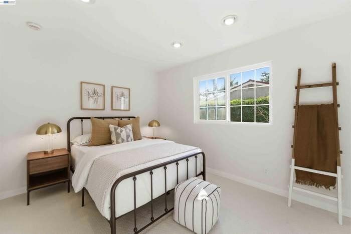 Building Photo - 36017 Plumeria Way