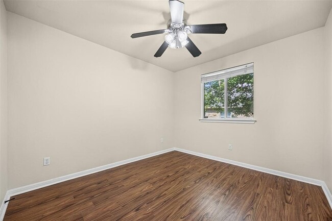 Building Photo - 11612 Timber Heights Dr