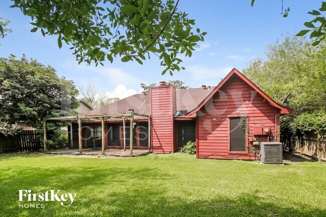 Building Photo - 1055 Margate Dr