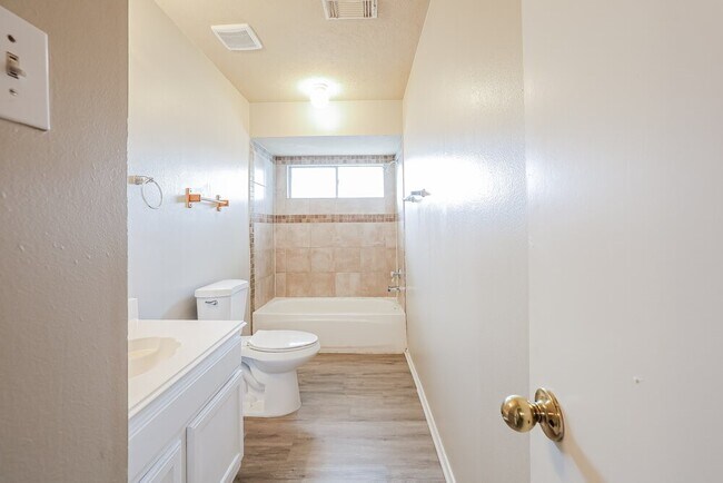 Building Photo - 30846 Melita Dr