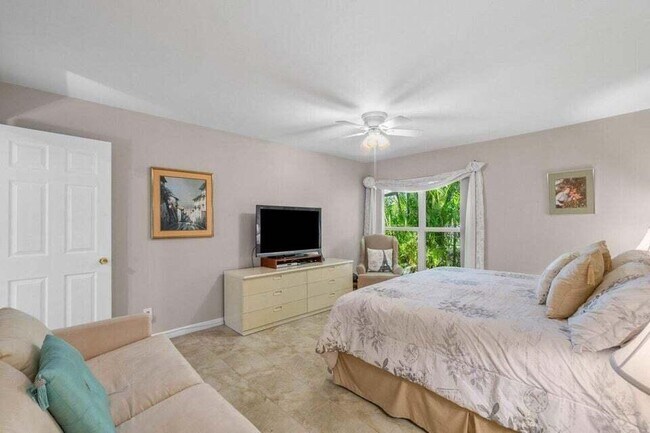 Building Photo - 5944 Forest Grove Dr