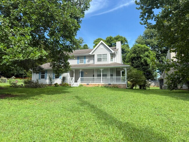 Building Photo - 5500 Misty Valley Dr