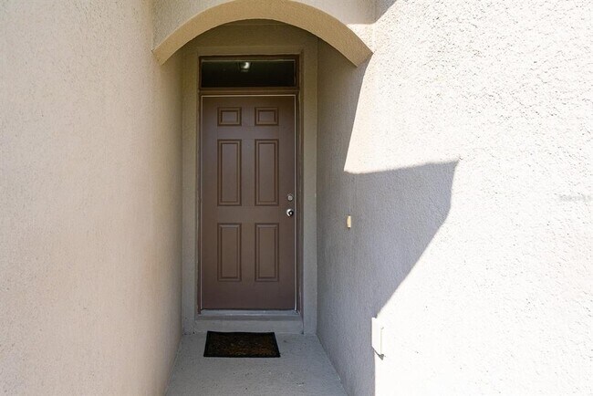 Building Photo - 4190 Roberta Dr