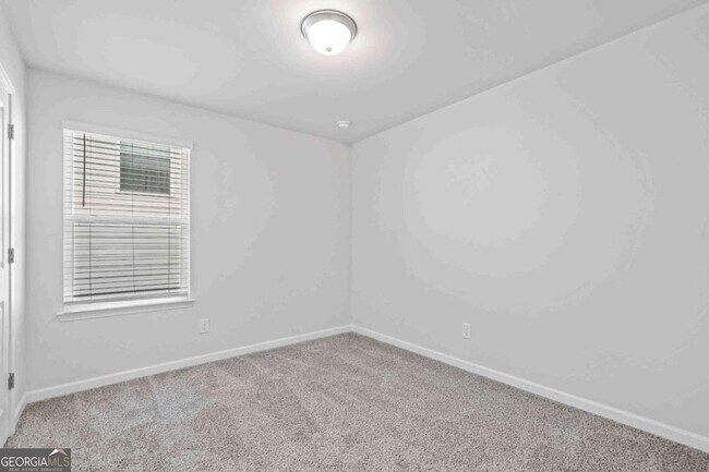 Building Photo - 279 Wells Cir