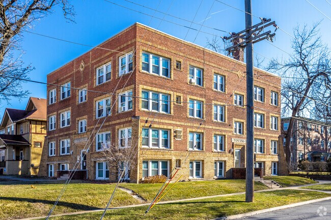 Building Photo - Yocum Apartments