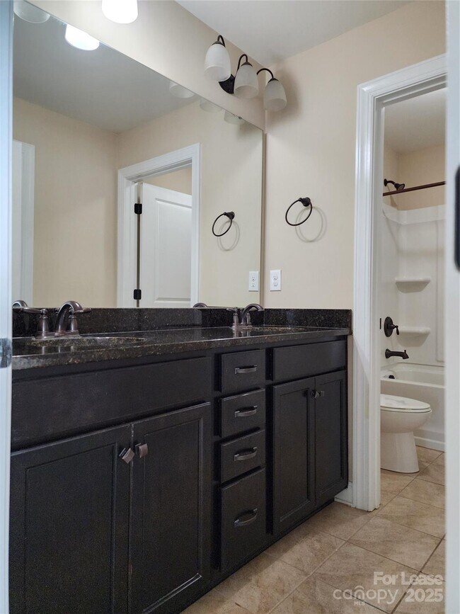 Building Photo - 1425 Skygrove Pl NW