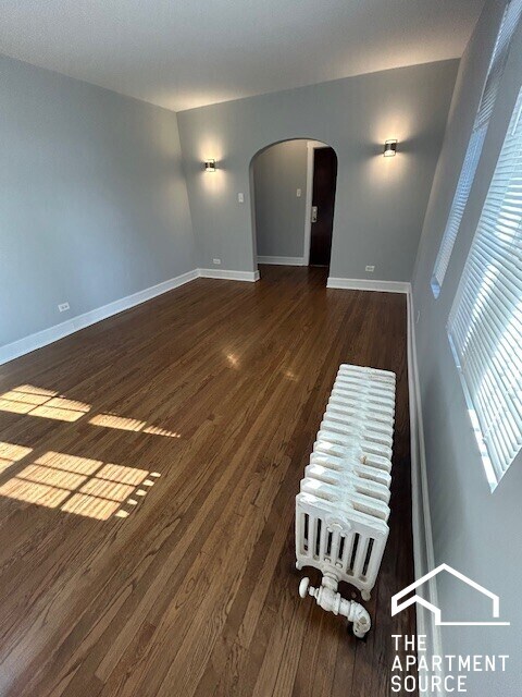 Building Photo - 72 Pine Ave