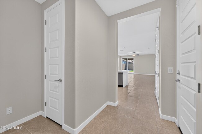 Building Photo - 3737 S 64th Ln