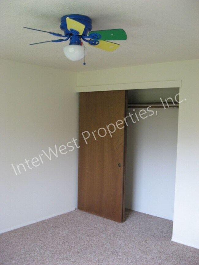 Building Photo - Ranch-Style Home in Beaverton with Fenced ...