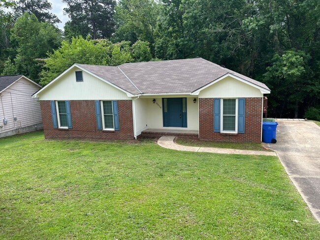Building Photo - Hidden Gem in Holiday Park Subdivision!