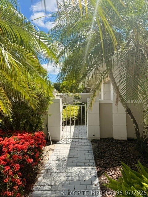 Building Photo - 2527 SW Brookwood Ln
