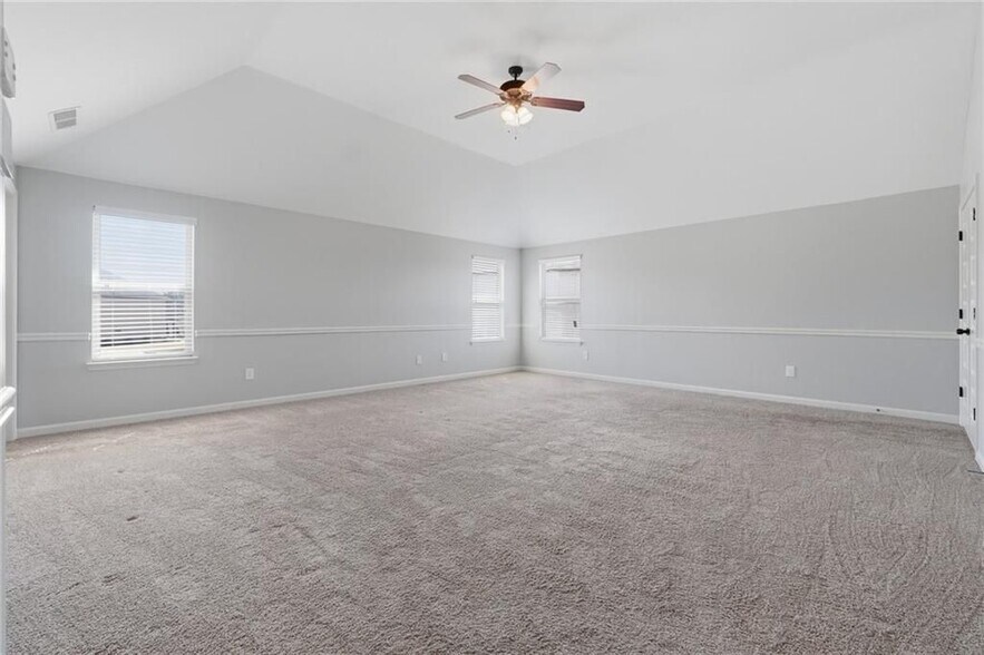 Building Photo - 523 Besra Dr