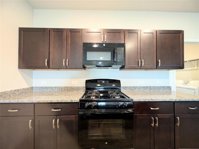 Building Photo - 5524 Sacra Cv