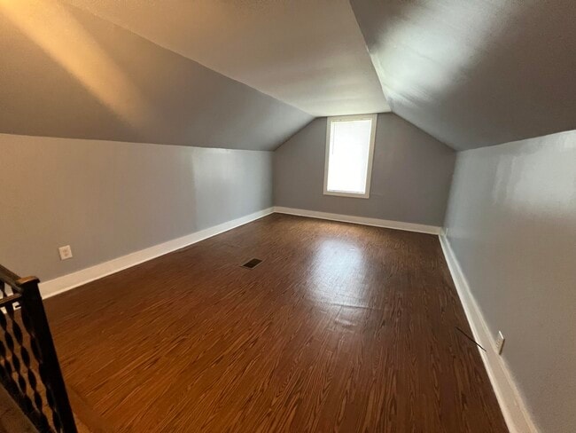 Building Photo - 384 Norvell Rd