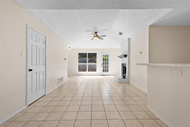 Building Photo - 217 N Bugle Dr