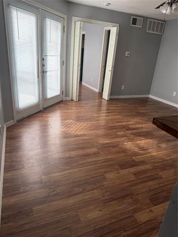 Building Photo - 9809 Walnut St