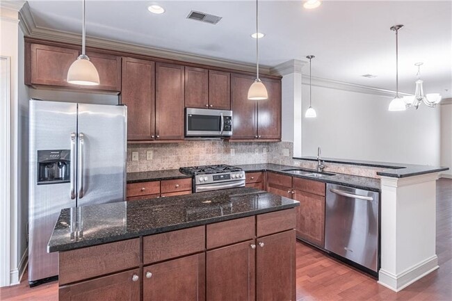 Building Photo - 1192 Lavista Cir NE