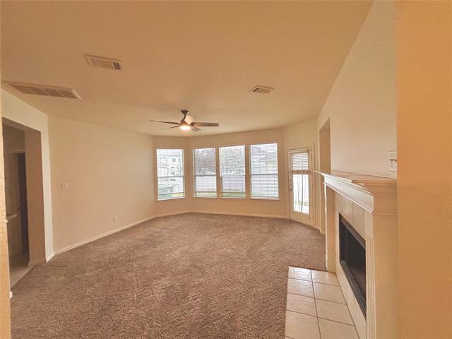 Building Photo - 1425 Oakcrest Dr