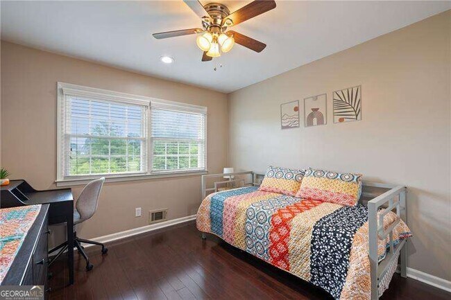 Building Photo - 2674 Farmstead Rd