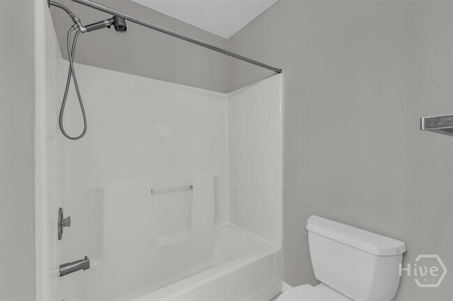 Building Photo - 138 Penn Station