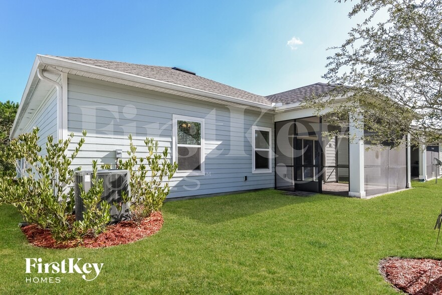 Building Photo - 15803 Douglas Lake Dr